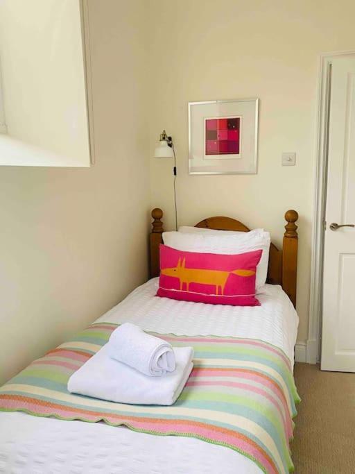 3 Bedroom Converted Chapel In Historic Oundle Exteriör bild