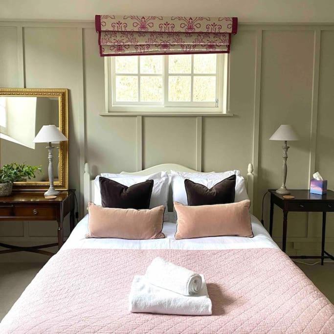 3 Bedroom Converted Chapel In Historic Oundle Exteriör bild