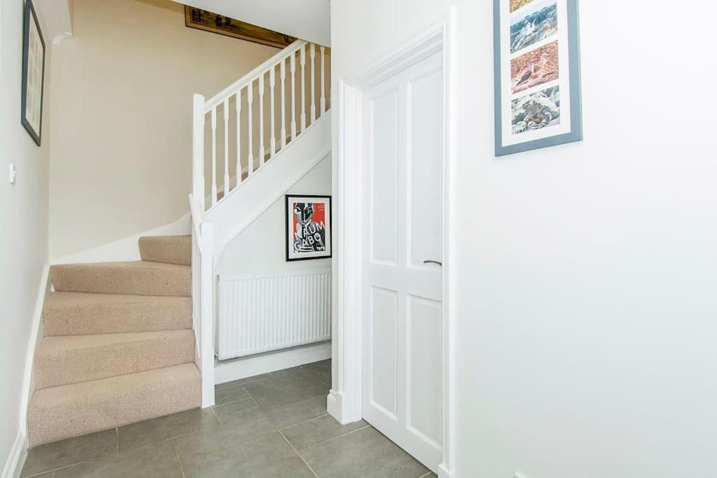 3 Bedroom Converted Chapel In Historic Oundle Exteriör bild